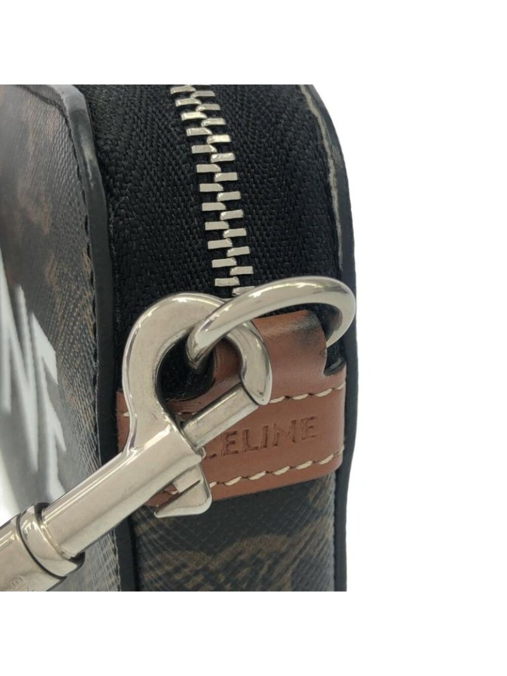 Celine Horizontal Pouch Shoulder Bag - Picture 5 of 9